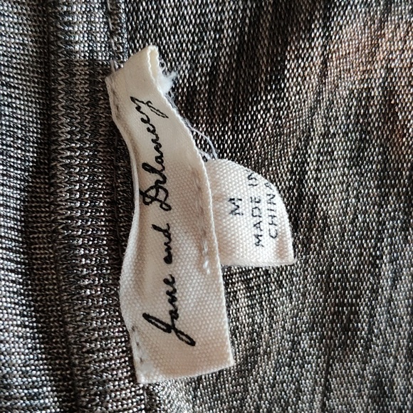 Jane and Delancey Brown & Black Short Sleeve Blouse Size Medium - Picture 5 of 7